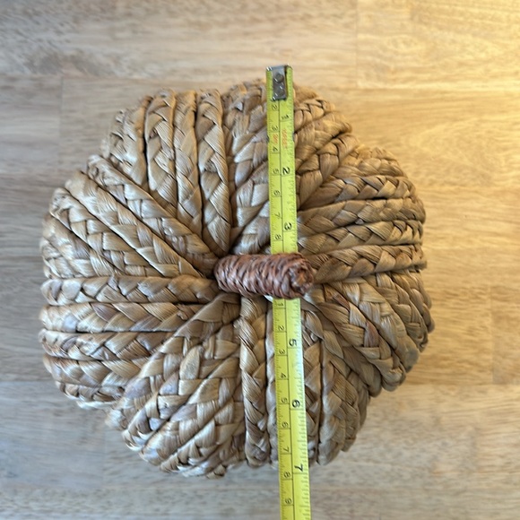 NEWThreshold Rattan Pumkin decor Woven Target - Picture 8 of 9